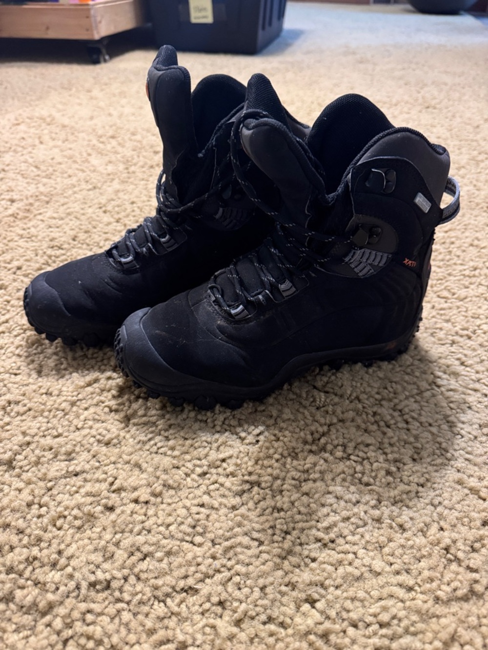 Xpeti Men Black Waterproof Insulated Thermator 8 Hiking Boots Size 8